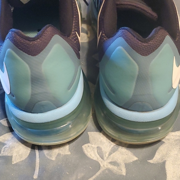 Nike athletic shoes 👟 Air max - Picture 7 of 8